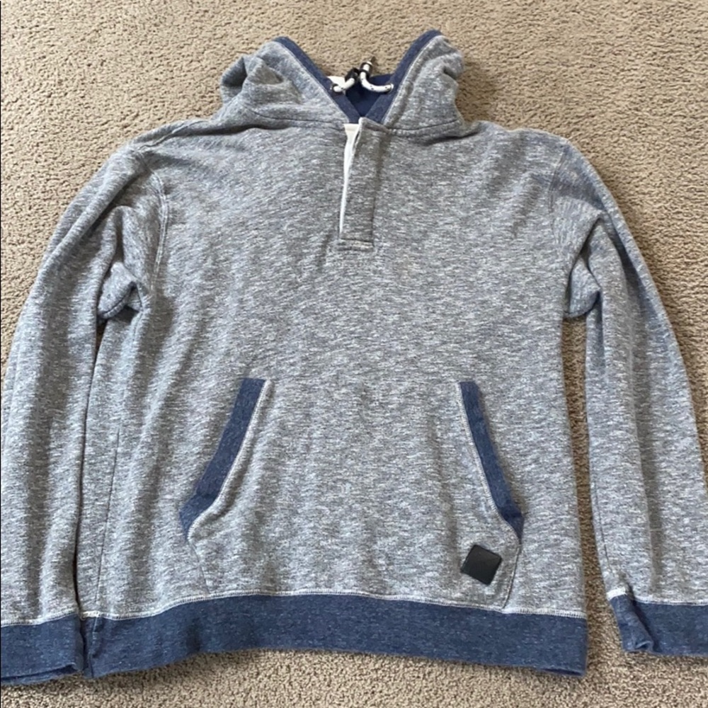 Men’s Swearshirt w/ Hood